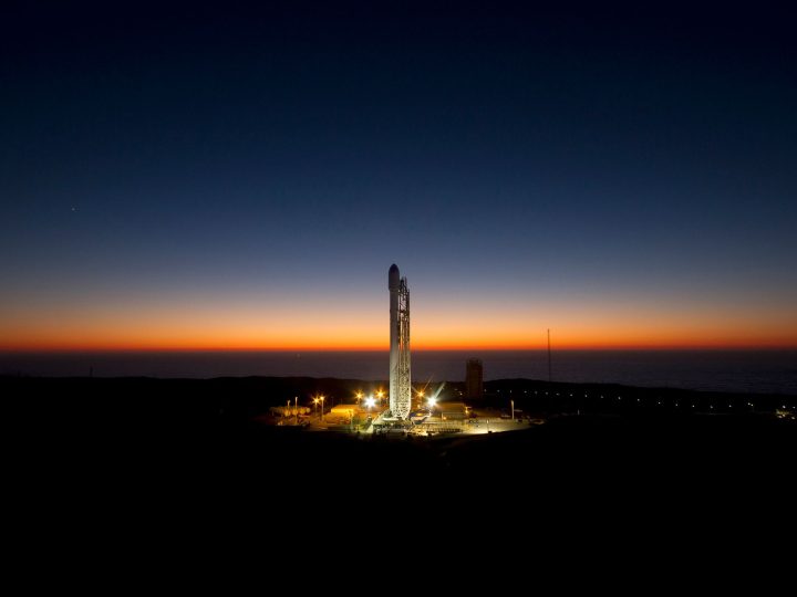 California rocket launch: Best places to see SpaceX Falcon 9