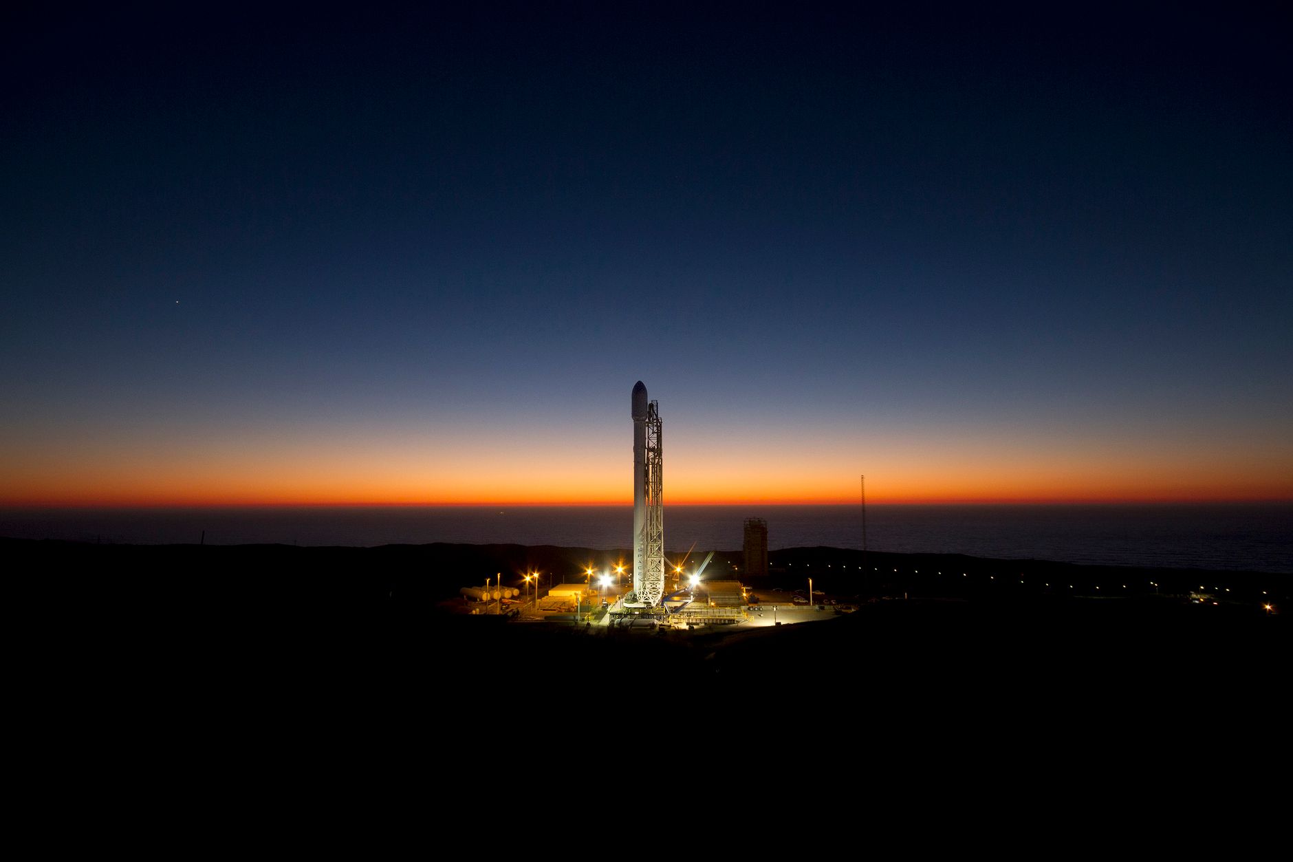 California rocket launch: Best places to see SpaceX Falcon 9